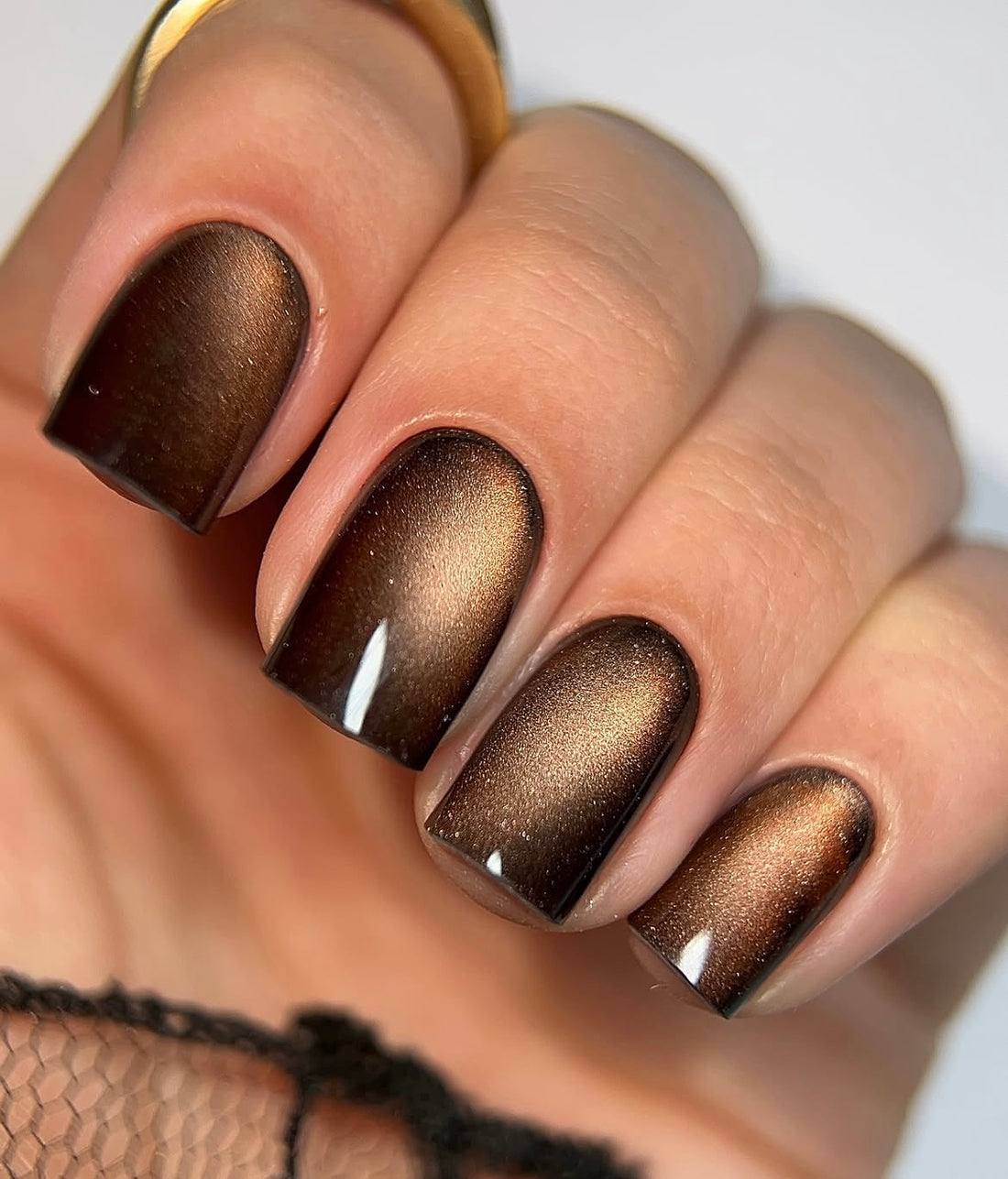 PRESTIGIOUS BROWN